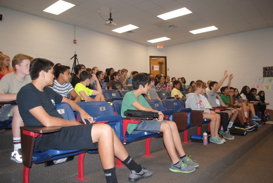 Bestselling Author Visits CVMS