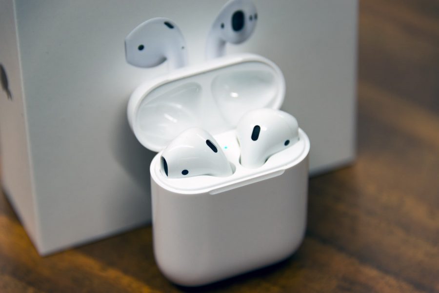 Everything Right and Wrong With Airpods