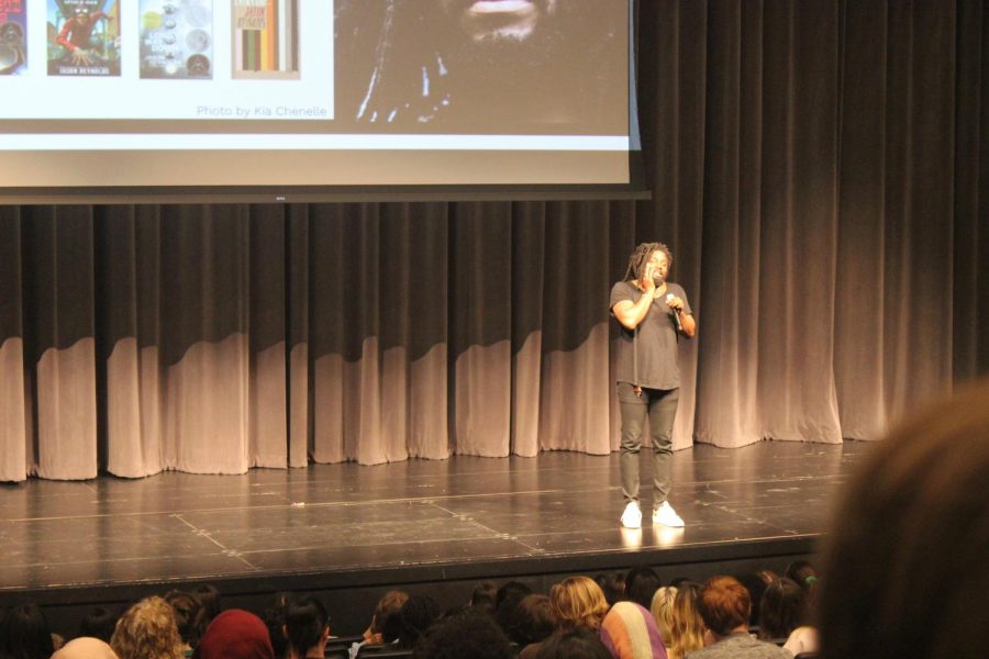 Reynolds speaking to the crowd